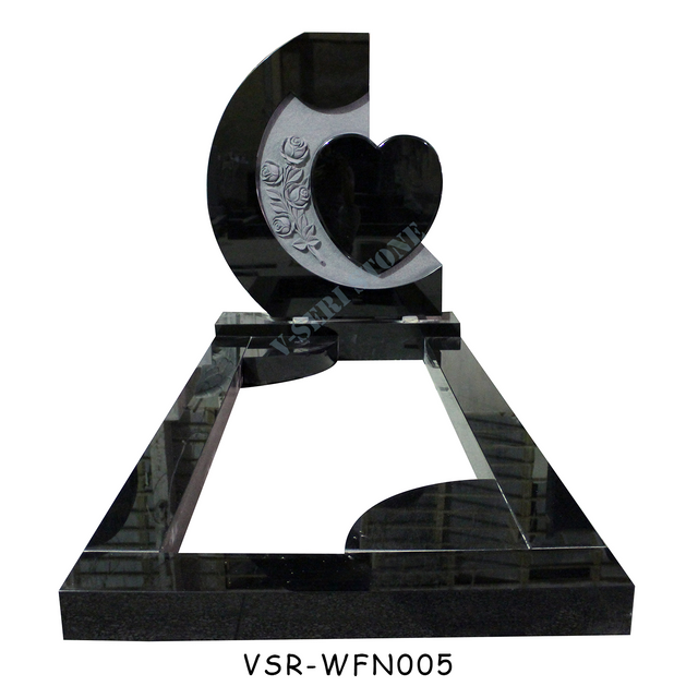 Classic Black Granite Gravestone with Timeless Rose and Heart Motif